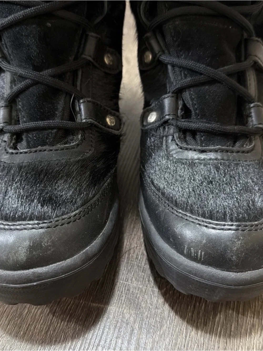 Vintage DC Shoes Y2K 2000 Black Buckle Platform Fur Snow Boots Women’s 7.5 RARE!
